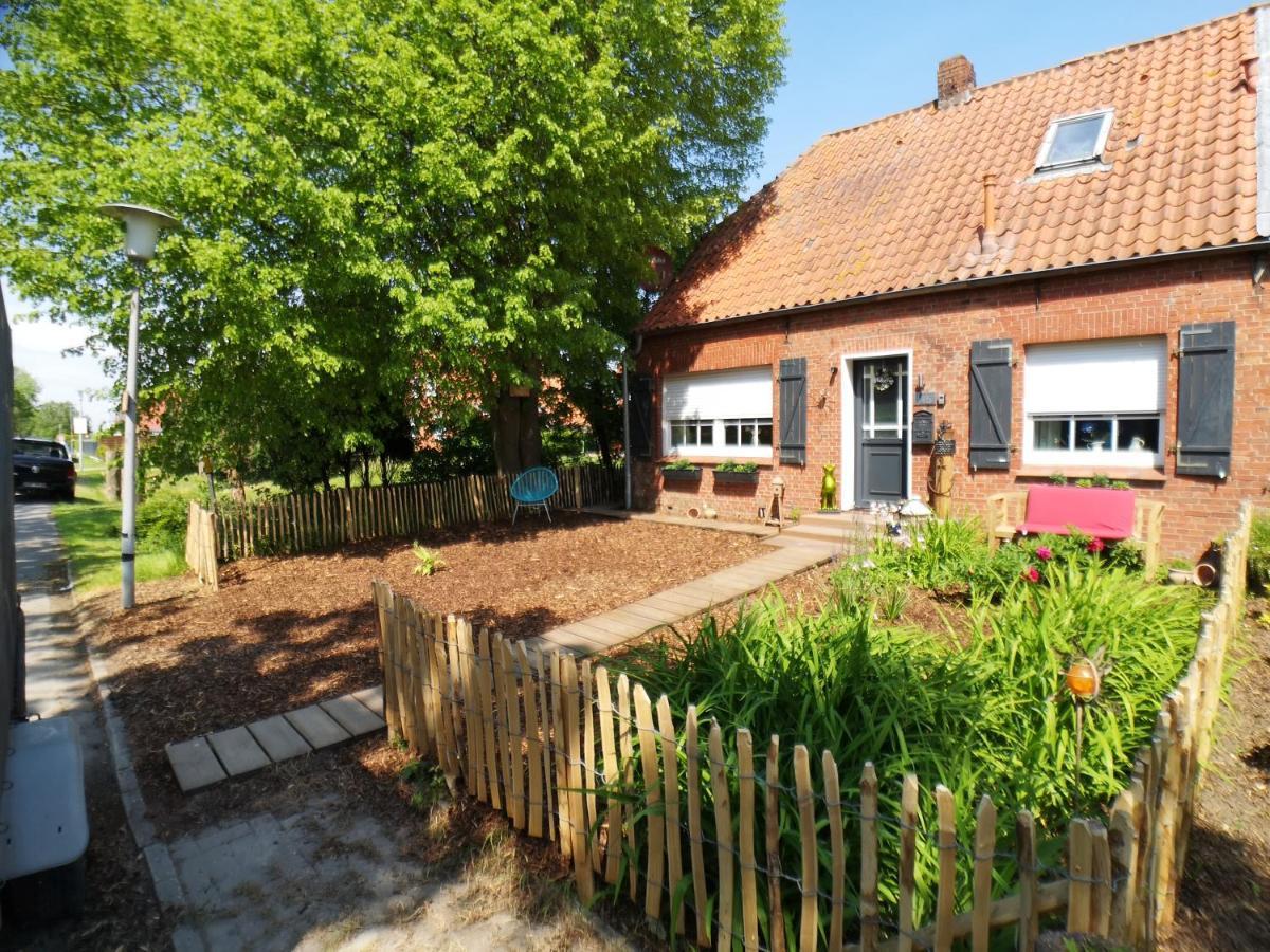 Huus An'T Doerpsdiek Krummhoern Luaran gambar